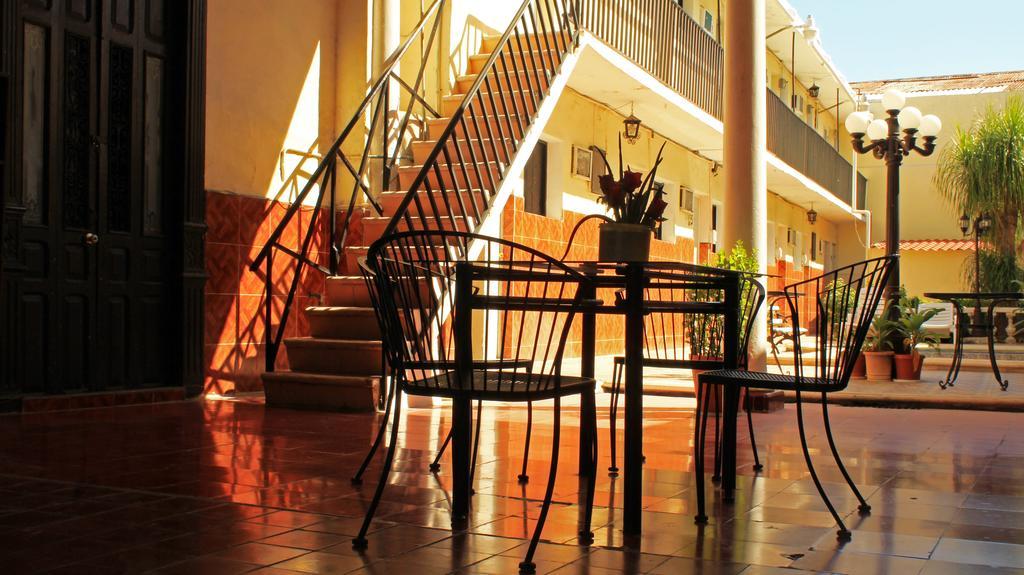 Meridano Hotel